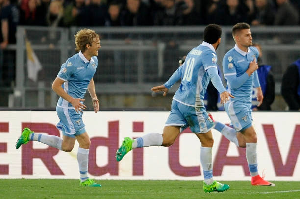 校的设立 校的设立